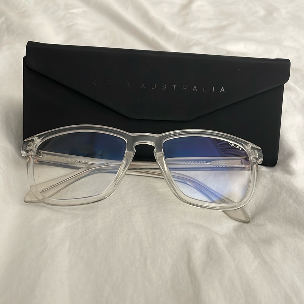 Quay Australia glasses